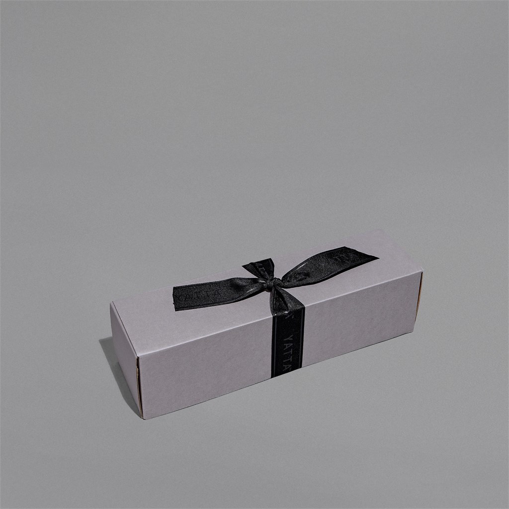 Yatta Subtly Stylish Hamper - Image 3