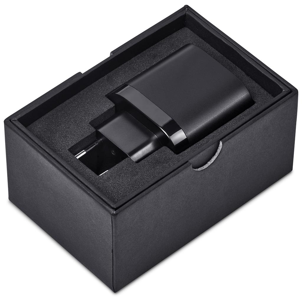 Alex Varga Salazar Fast Charge 65W PD Wall Charger - Image 8